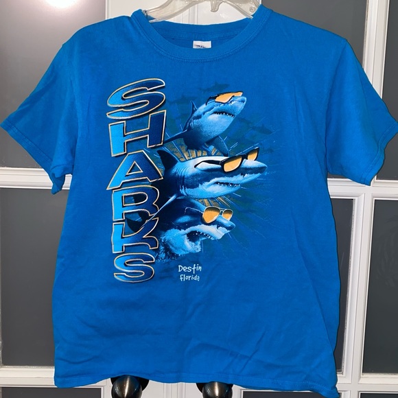 EUC Boys Size Large, Blue Destin, Florida Sharks Short Sleeve T-shirt - Picture 3 of 9